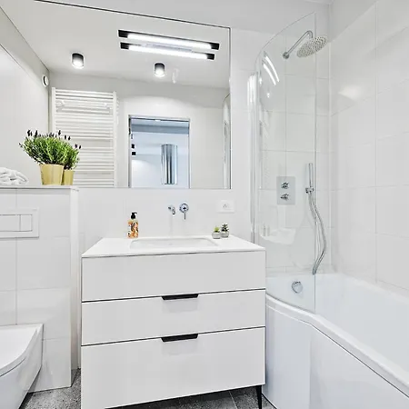 Wygodny Przy Centrum Manufaktura Z Parkingiem